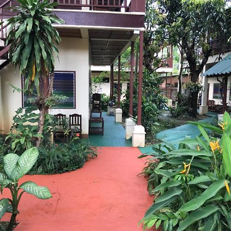 Golden Triangle Palace Chiang Rai Exterior foto