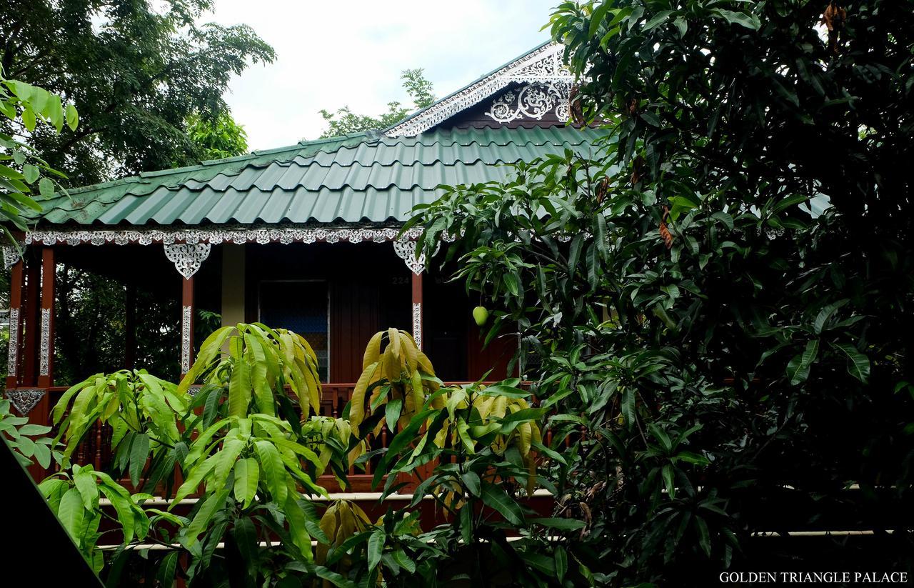 Golden Triangle Palace Chiang Rai Exterior foto